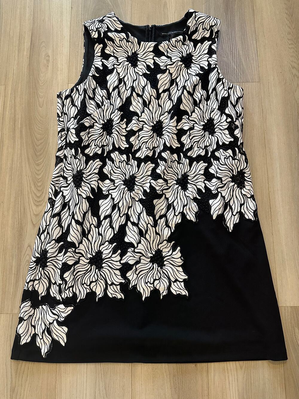 White House Black Market Black White Floral Lace Applique Shift Dress Sz 16